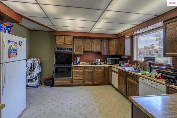 Starrs Acreage: 830 Kootenai Cutoff Rd, Sandpoint, ID 83864